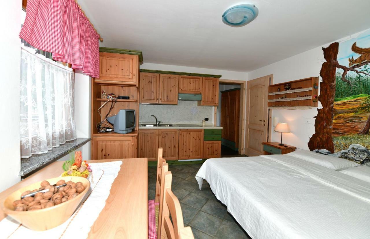 Agritur Volpaia Rooms And Apartments แวร์มิลโญ ภายนอก รูปภาพ